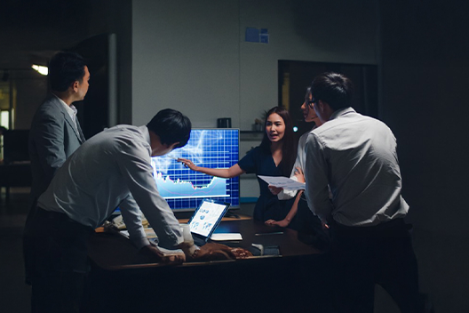 Enterprise teams planning and managing change through data-driven delivery improvements